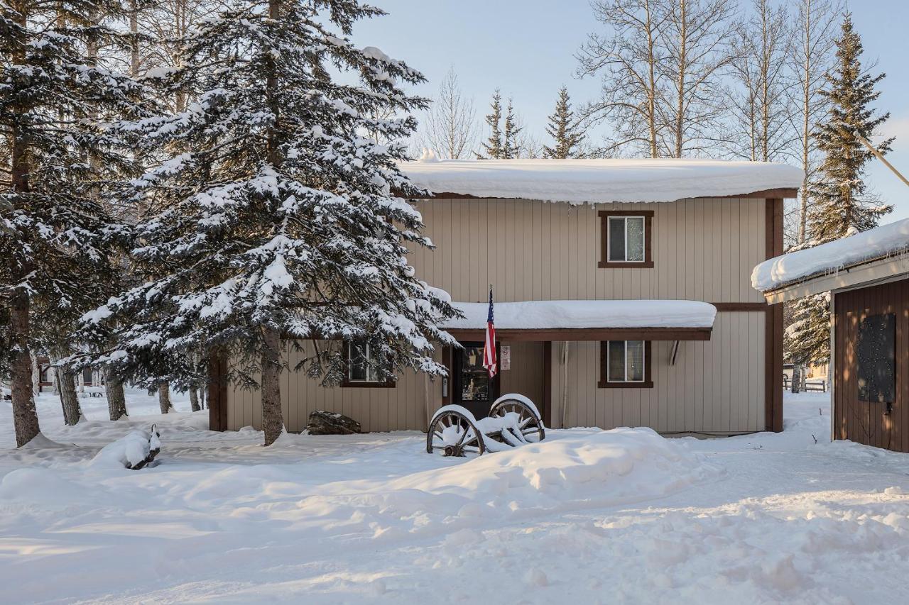 Chena Hot Springs Resort Extérieur photo